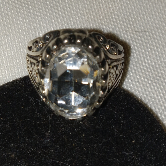 Get That Big Diamond look with this Silver Plated Clear Glass Stone Ring - Picture 5 of 7